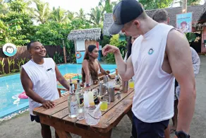 Mad Monkey Hostel Siargao - Piscine