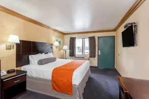 Howard Johnson by Wyndham Norco - Chambre
