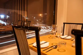 Bay Plaza Hotel - Restaurant