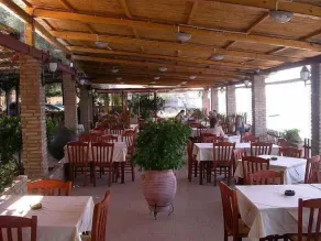 Castella Beach - Restaurant