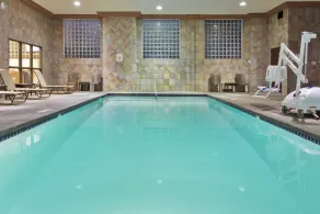Holiday Inn Express Hotel & Suites Portland-Northwest Downtown by IHG - Pool