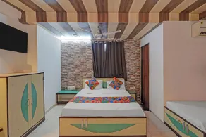 Fabhotel Liberty - Room