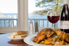 Dockside Guest Quarters - Restaurant