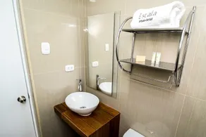 Escala Urban Hotel - Bathroom