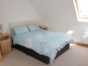 Kevin's House - Værelse