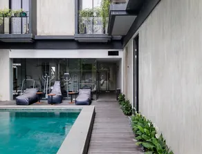 Park 5 Cilandak - Pool