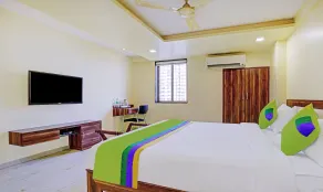 Treebo De Grandeur Anand Nagar - Room