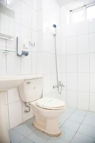 Deep Forest Inn - Bathroom