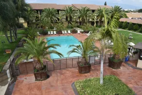 Ontario Airport Inn - Piscine