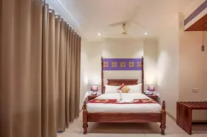 The Vrindwoods - Room