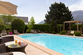 The Originals City, Hôtel du Faucigny, Cluses Ouest - Pool