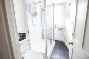 Tower House Guest House - Banheiro