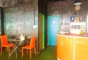T-House - Lobby