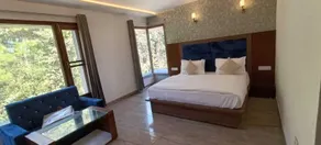 Dalhousie Hills Raj Nirmal - Quarto