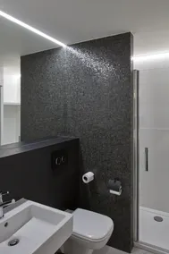 Alpha Hotel and Aparthotel - Bathroom