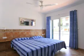 Apartaments El Berganti en Canyelles Petites - Chambre