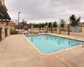 Comfort Suites Arlington - Entertainment District - Piscine