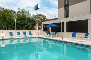 Holiday Inn Express Tallahassee by IHG - Piscine