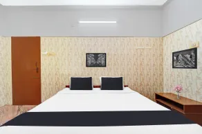 Super Hotel O Tiruppur Near Railway station - Værelse