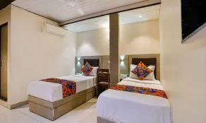 Fabhotel New Prince Palace - Room