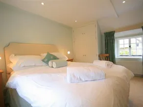 Keen Cottage - Room