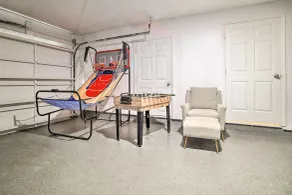 Lovely Lauderhill Retreat < 12 Mi to Beach! - Intérieur