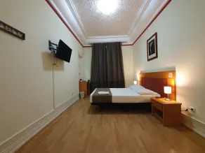  MIDIS - Local Accommodation - Chambre