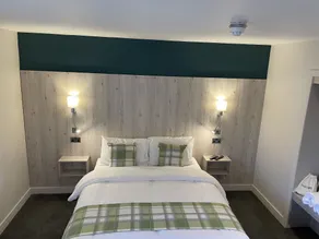 The White Horse - Room