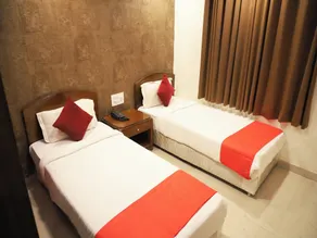Hotel Grand Eagle Group - Chambre