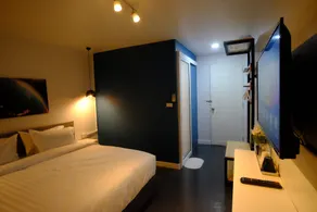 Every Surawong - Room