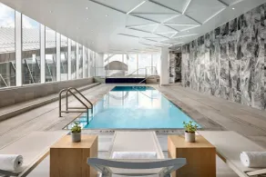 JW Marriott Edmonton ICE District - Piscine
