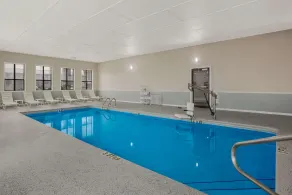Quality Inn Moultrie - Piscina