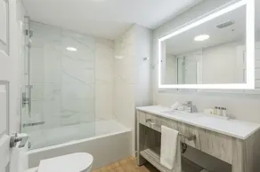 Griffintown Hôtel - Badezimmer