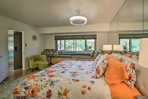 Luxe El Cajon Oasis w/ Pool, Fire Pit & Pavilion - Rom