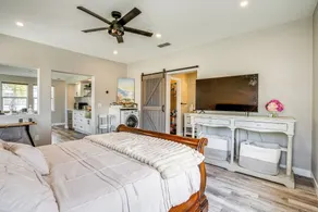Pool & Hot Tub Access: Brentwood Getaway! - Interiør