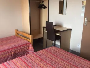 Rev'Hôtel Leucate - Chambre