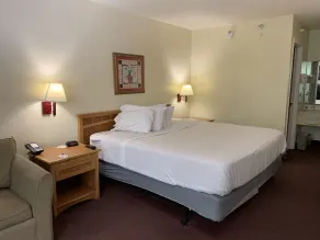 Americas Best Value Inn & Suites Melbourne - Chambre