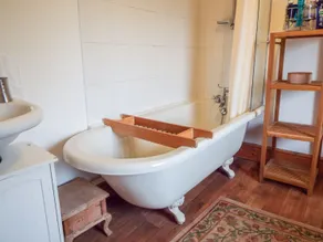 Lothlorien Cottage - Bathroom