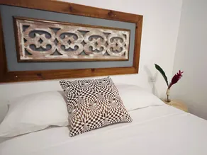 Casa Le Parc - Main Street - Living area