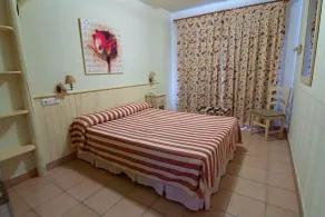 Aparthotel La Espadaña - Habitación