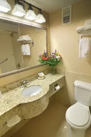 Airway Inn - Bathroom