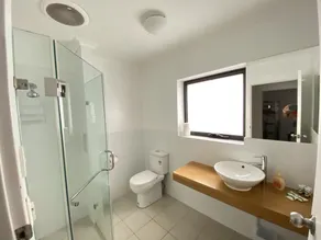 Atlantic West Beach Apartments - Badezimmer