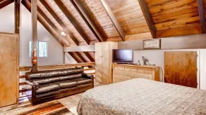 Scenic Wonders Yosemite Creekside Loft - Camera