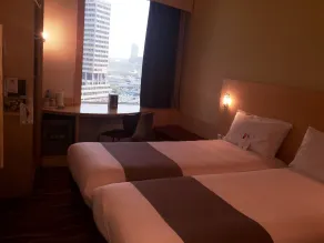ibis Sharq - Room
