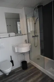 The Originals Boutique, Hôtel Montélimar - Badeværelse