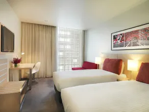 Travelodge Hotel Melbourne Docklands - Room