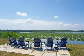 On 7 Acres! Riverfront Estate w/ Views in Denton - Interiør