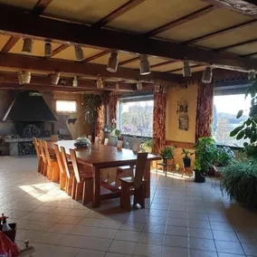 Chambres d'Hôtes avec cuisine au lac de la Raviège - Les Tables Aux Vaches - Restaurante