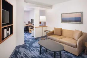 Fairfield Inn & Suites Jacksonville Airport - Room