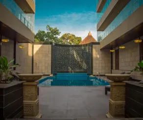 The Acacia Hotel & Spa - Pool